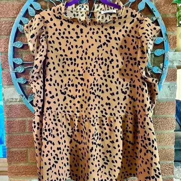 Angashion animal print top size XL - Picture 1 of 4